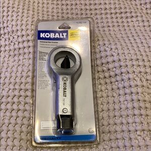 Kobalt Universal Nut Cracker